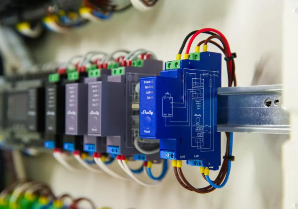 Valonsäädin Shelly Shelly Pro Dimmer 0/1-10V Pm