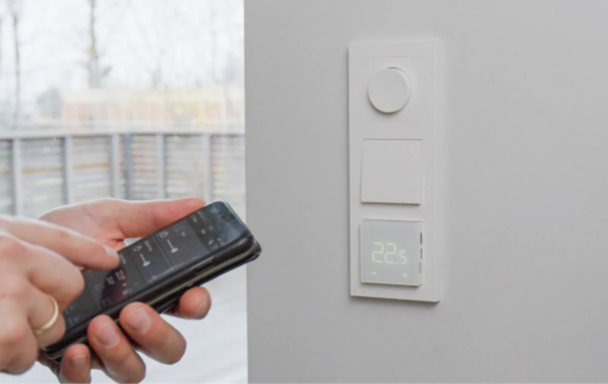 Yhdistelmätermostaatti Install Smart 13A/250V/3000W/Ip20 Va