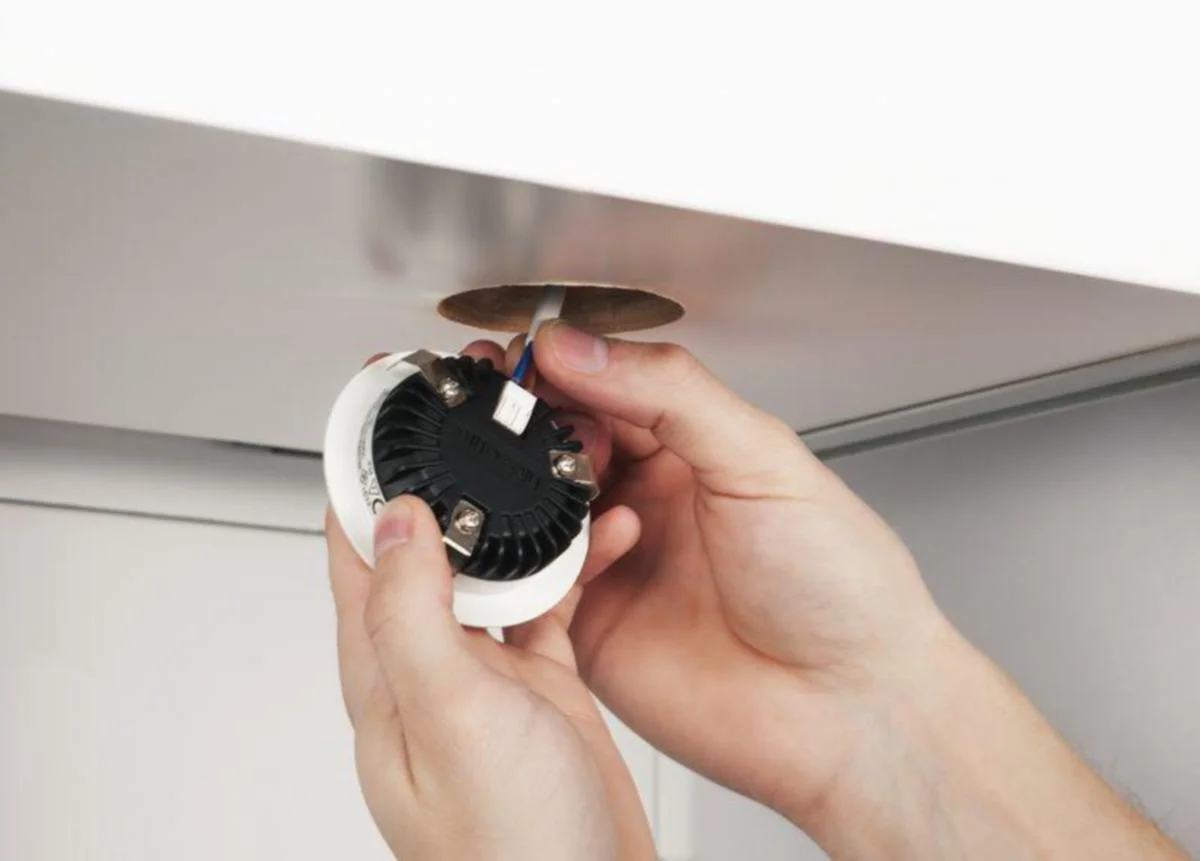 Alasvalo Hide A Lite Ip44 12V 290Lm 4,3W 3000K Bs